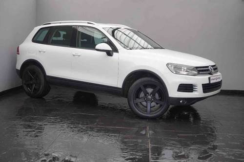 Volkswagen (VW) Touareg 3.0 TDi V6 (180 kW) Tiptronic Bluemotion