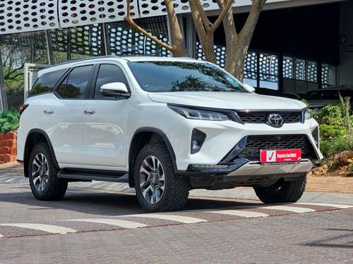 Toyota Fortuner VI 2.8GD-6 VX Auto 4x4