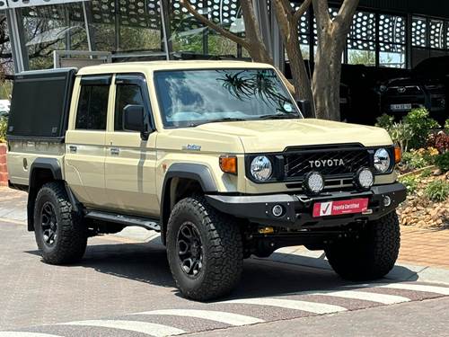 Toyota Land Cruiser 79 2.8 GD-6 Double Cab Auto