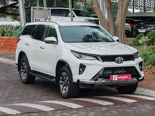 Toyota Fortuner VI 2.4GD-6 Auto 4x4