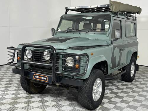 Land Rover Defender 90 Puma Station Wagon