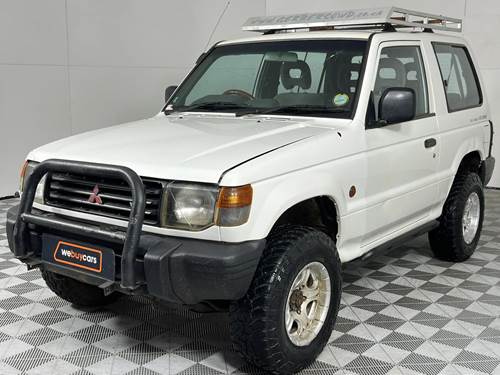 Mitsubishi Pajero 3000 GLX SWB