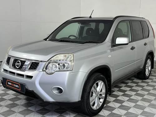 Nissan X-Trail V 2.0 4X2 XE