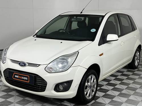 Ford Figo 1.4i Trend 5-Door Hatch Back