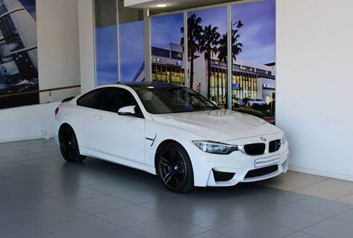 BMW M4 Coupe M-DCT