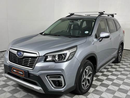 Subaru Forester 2.0i L ES CVT