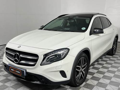 Mercedes Benz GLA 200 7G-Tronic