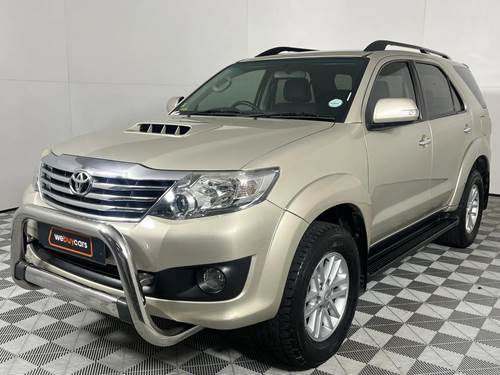 Toyota Fortuner III 2.5 D-4D VNT Raised Body Auto