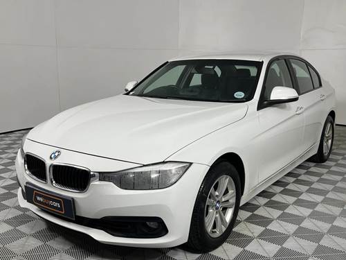 BMW 318i (F30) Auto