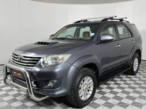 Toyota Fortuner III 2.5 D-4D VNT Raised Body