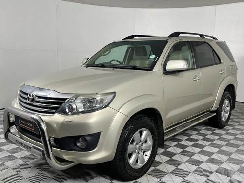 Toyota Fortuner III 4.0 V6 Auto 4x4