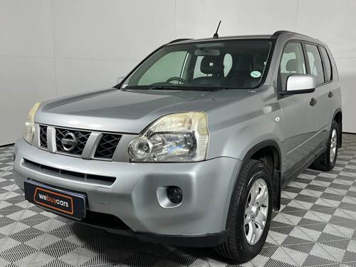 Nissan X-Trail V 2.0 4X2 XE