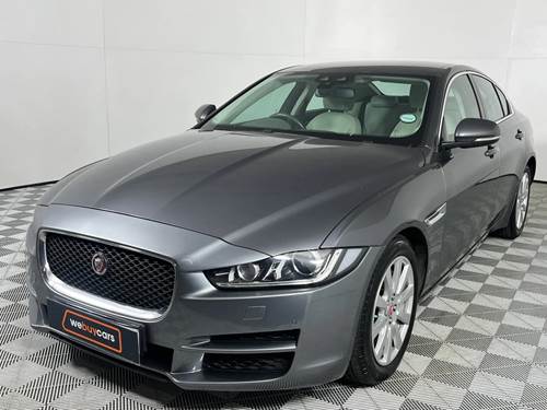 Jaguar XE 2.0 Prestige Auto