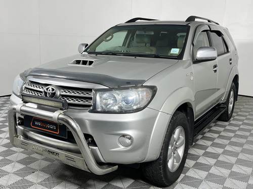 Toyota Fortuner II 3.0 D-4D Raised Body Auto