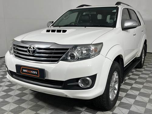 Toyota Fortuner III 2.5 D-4D VNT Raised Body Auto