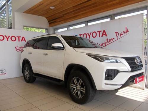 Toyota Fortuner V 2.4 GD-6 Raised Body Auto