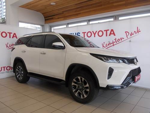 Toyota Fortuner VI 2.8GD-6 VX Auto 4x4