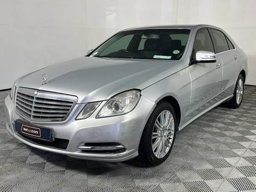 Mercedes Benz E 300 7G-Tronic Elegance