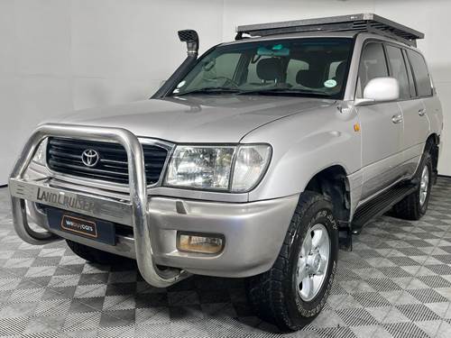 Toyota Land Cruiser 100 VX V8 4.7 (AHC)