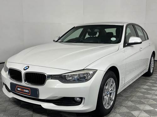 BMW 320i (F30)