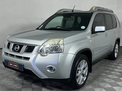 Nissan X-Trail VI 2.5 LE 4X4 CVT