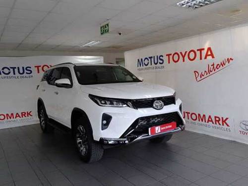 Toyota Fortuner VI 2.8GD-6 Raised Body Auto