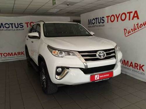 Toyota Fortuner IV 2.4 GD-6 Raised Body