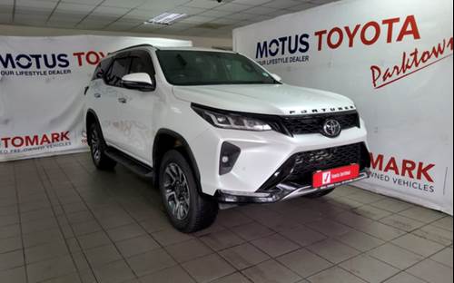 Toyota Fortuner V 2.8 GD-6 VX 4x4