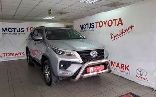 Toyota Fortuner V 2.4 GD-6 Raised Body Auto