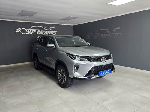 Toyota Fortuner V 2.4 GD-6 Raised Body Auto