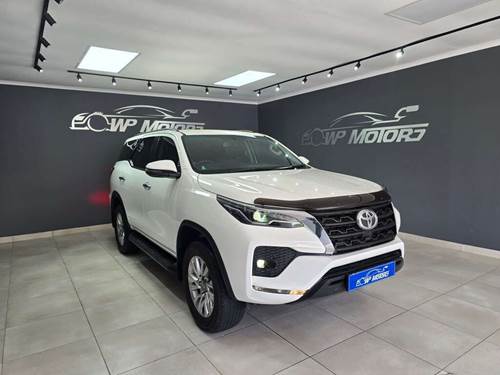 Toyota Fortuner V 2.8 GD-6 Raised Body Auto