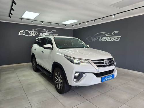 Toyota Fortuner V 2.8 GD-6 Raised Body Auto