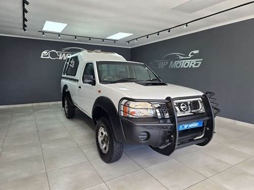 Nissan Hardbody NP300 2.5 TDi LWB 4X4 Single Cab