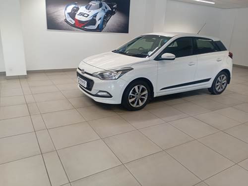 Hyundai i20 1.4 (74 kW) Fluid Auto