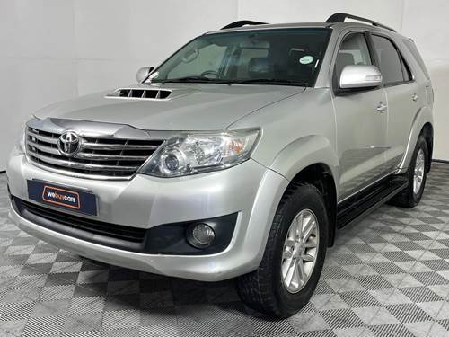 Toyota Fortuner III 2.5 D-4D VNT Raised Body Auto