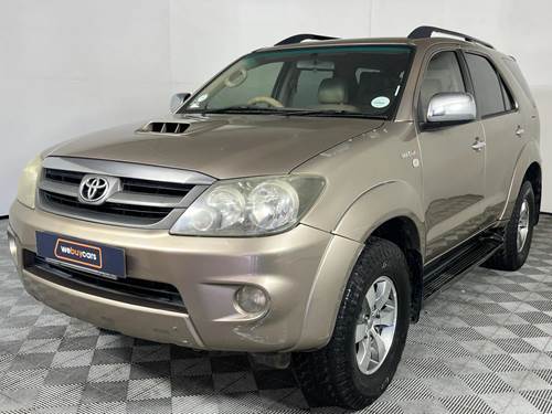 Toyota Fortuner I 3.0 D-4D Raised Body