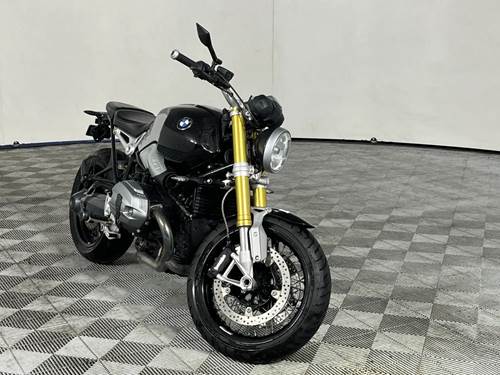 BMW R Nine T