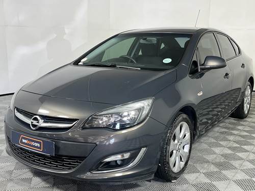 Opel Astra 1.4 Turbo Essentia Sedan Auto