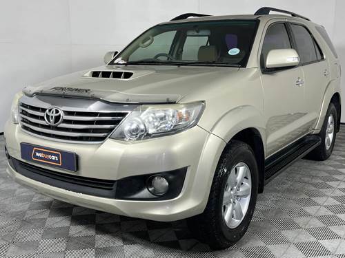 Toyota Fortuner III 2.5 D-4D VNT Raised Body