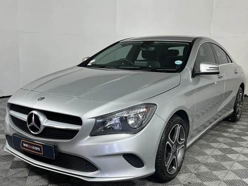 Mercedes Benz CLA 200 Auto ()