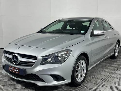 Mercedes Benz CLA 200 Auto