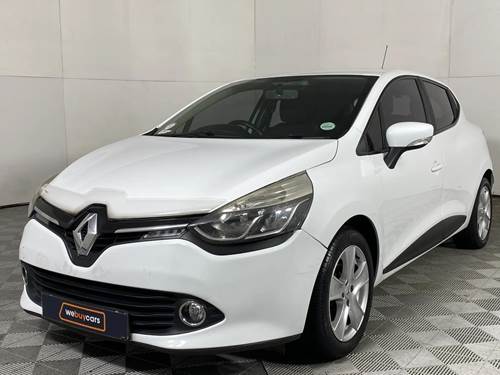 Renault Clio IV 900T (66kW) Expression 5 Door