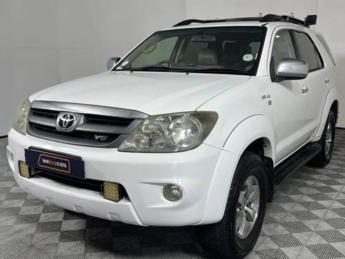 Toyota Fortuner I 4.0 V6 Raised Body