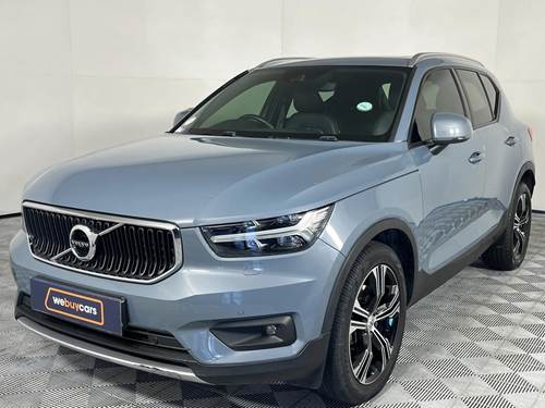 Volvo XC40 D4 Momentum AWD