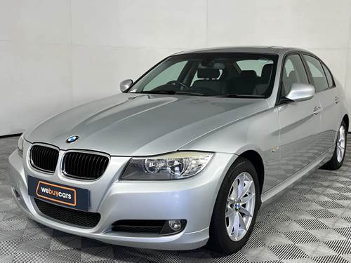 BMW 320i (E90) Auto II