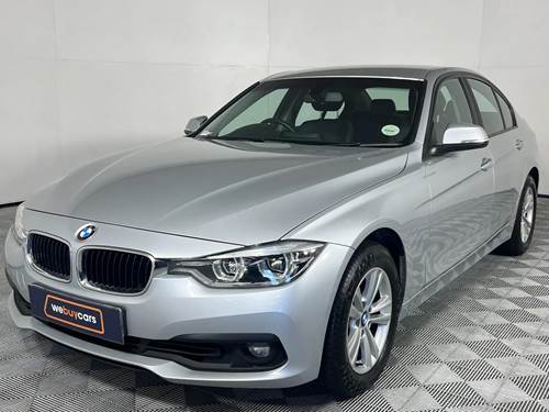 BMW 320i (F30) Auto