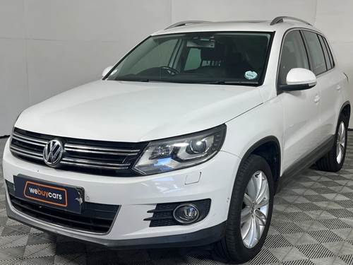 Volkswagen (VW) Tiguan II 2.0 TDi 4Motion Sport and Style DSG