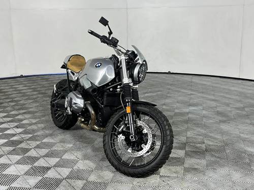 BMW R1200R Nine T Scrambler