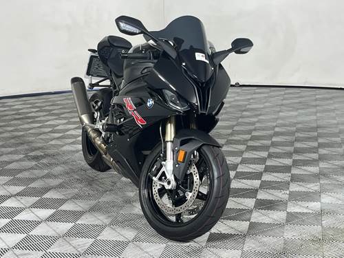 BMW S1000RR (152 kW)