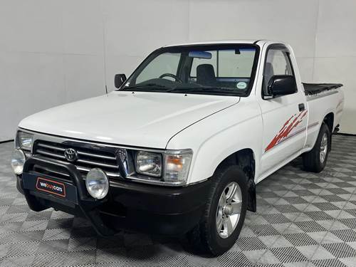 Toyota Hilux 2400 Diesel